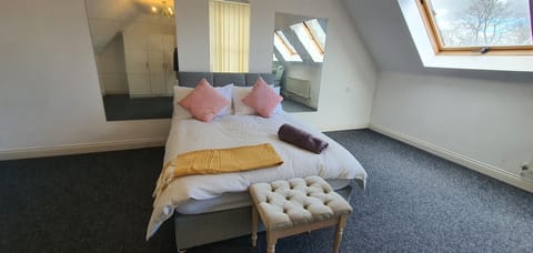 Exclusive Room | 1 bedroom, soundproofing, free WiFi, bed sheets