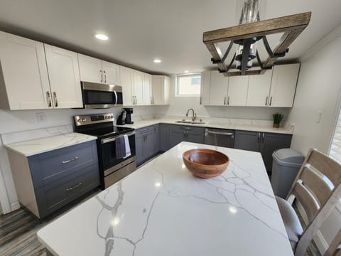 All newly remodeled kitchen. 