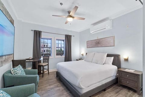 King size bed in studio