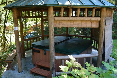 Lodge Private Hot Tub