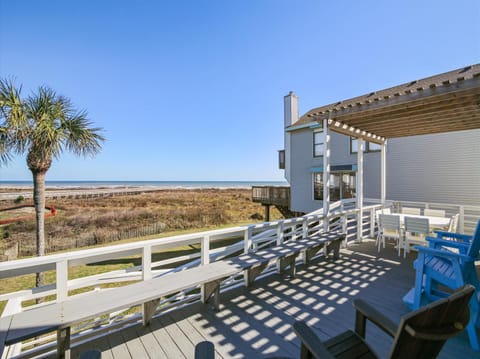 House (4 Bedrooms) | Front of property