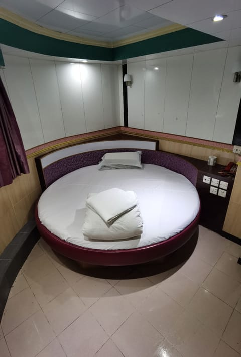 Romantic Room, 1 Double Bed | Free WiFi