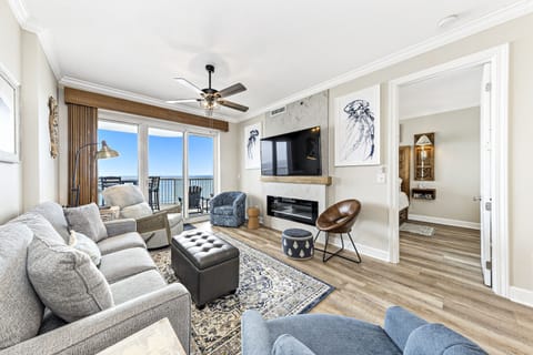 Living Room with Fireplace