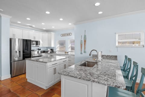 Large kitchen- Fully equipped