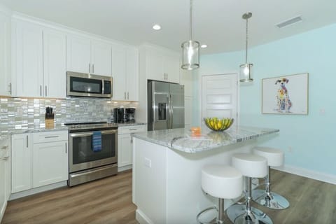 Large kitchen with island 