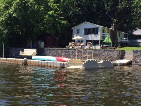 47d33be4 e4e6 48e5 bea2 dc6a83a9684b