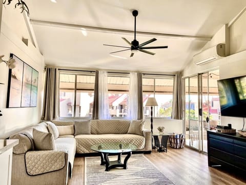 Living room with access to lanai