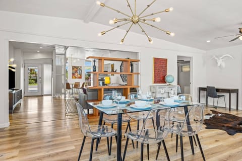 Dining Room Seats Six