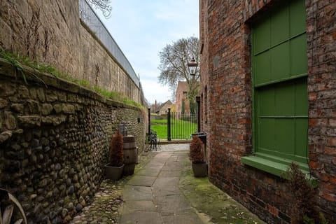 26fe5cca 8a23 4d09 a8dd 57cf1c930d9a