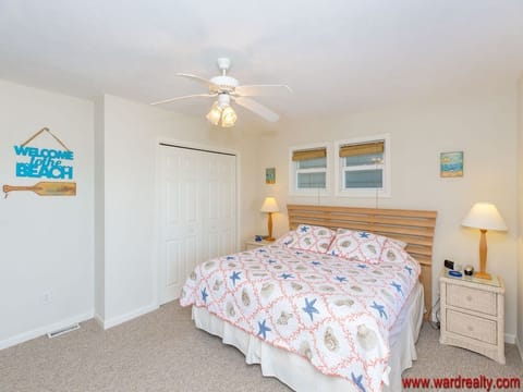 1st Floor Master King Bedroom III