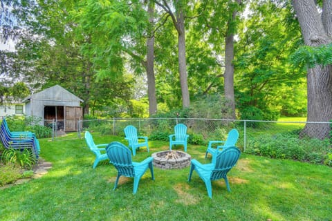 Sodus Point Vacation Rental | 4BR | 1.5BR | 1,842 Sq Ft | Stairs Required