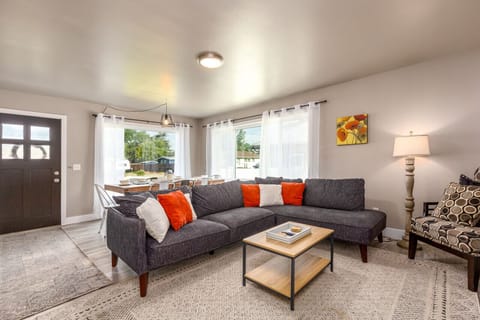 Main floor - Dining and Living room