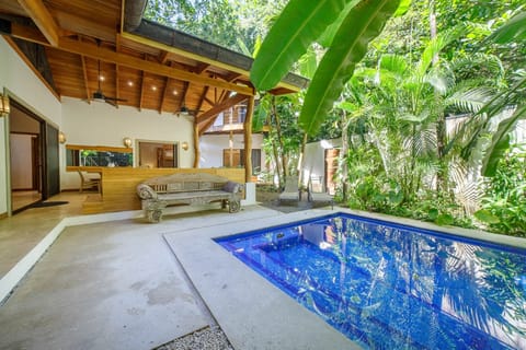 Casa Buena Vida - Pool Area