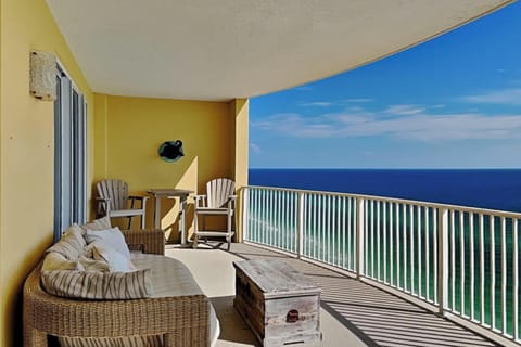 Welcome to Emerald Isle (Panama City Beach) #2208