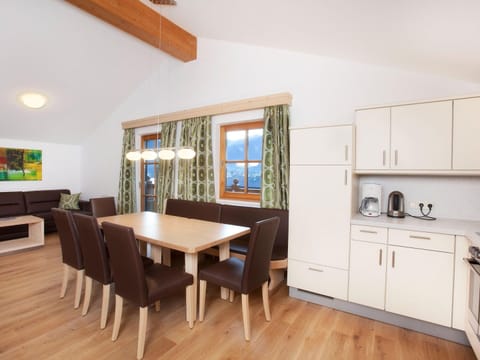 Apartment | Private kitchen | Highchair