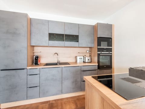 House | Private kitchen | Toaster