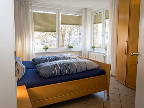 Apartment | 5 bedrooms, iron/ironing board, individually furnished, bed sheets