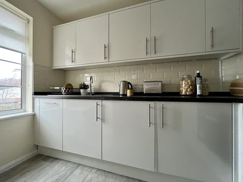 Where culinary magic meets modern elegance. Step into our kitchen sanctuary, where every dish is crafted with love and every moment is seasoned with joy