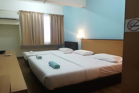 Desk, WiFi (free), bed sheets