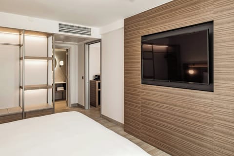 1 bedroom, minibar, in-room safe, free WiFi