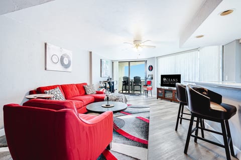 Vibrant, luxurious living room