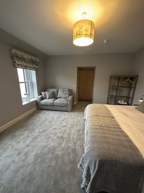Deluxe Double or Twin Room, 1 King Bed, River View | Premium bedding, individually decorated, individually furnished, desk