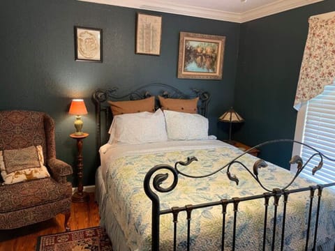 Ocali Bedroom