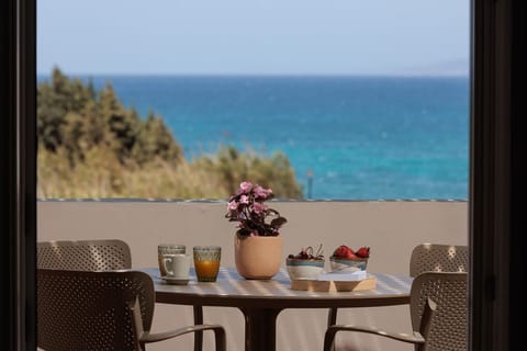 Deluxe Suite | Balcony view