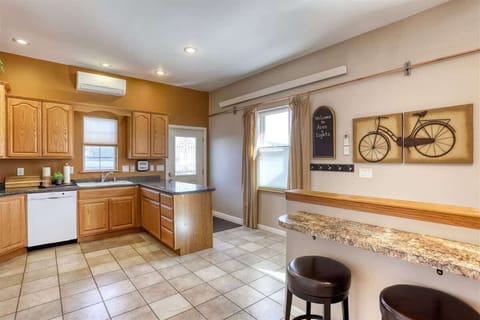 Fully equipped kitchen