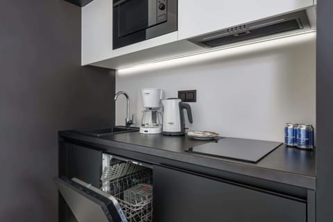 Tea and coffee factilities. 