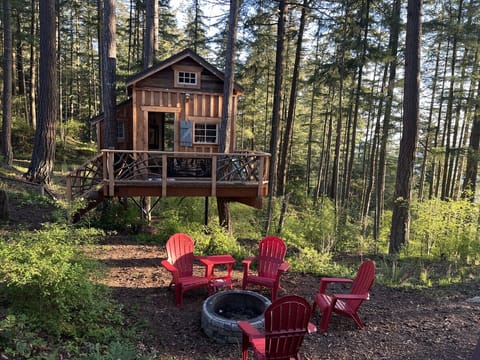 Heron's Nest Treehouse is waiting for you