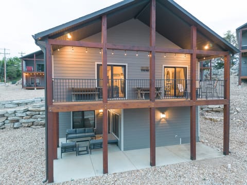 Large deck and lower patio lounge area 
