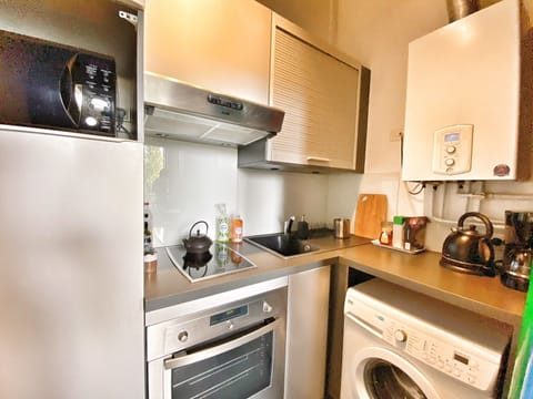 kitchen tea/coffee maker