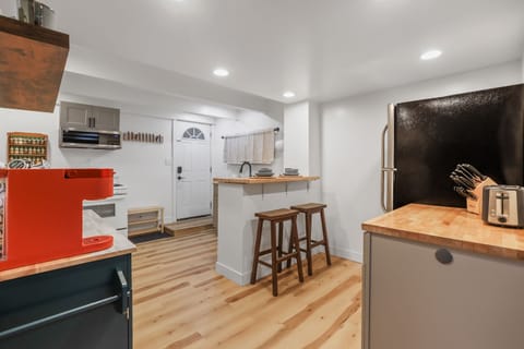 Cabin | Private kitchen | Coffee/tea maker