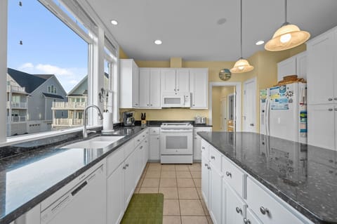 Open and Spacious - Who is the Lucky Chef