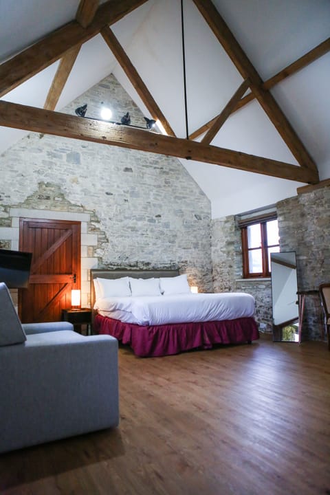 Family Triple Room | Premium bedding, individually decorated, individually furnished, desk