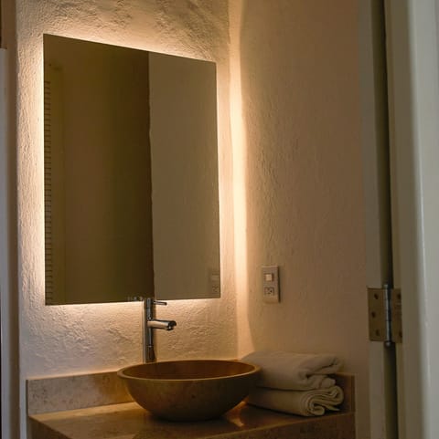 Standard Room, 2 Double Beds, Partial Ocean View | Premium bedding, bed sheets