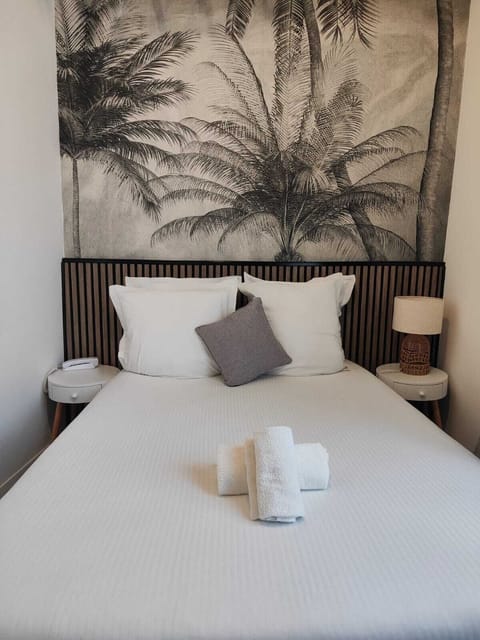 Business Room, Non Smoking | Soundproofing, free WiFi, bed sheets