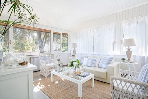 FORTE DEI MARMI House 150 metres from the Beach Villa in Forte dei Marmi