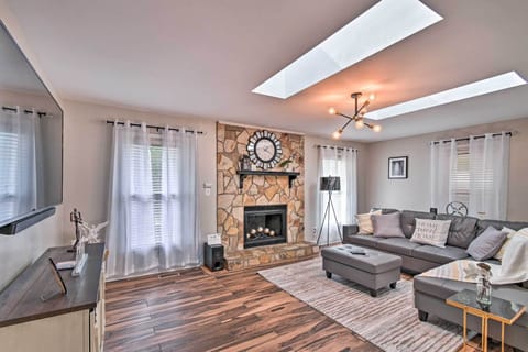 Fayetteville Vacation Rental | 3BR | 2BA | 1,500 Sq Ft | Stairs Required