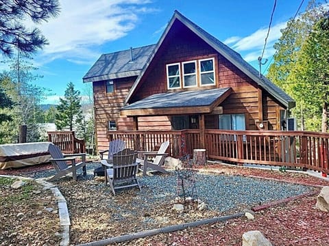 Front yard, Fire pit, Picnic table