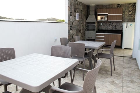 Superior Room | Premium bedding, Select Comfort beds, minibar, bed sheets