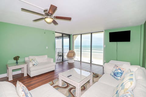 St. Augustine Beach Rentals Living Room