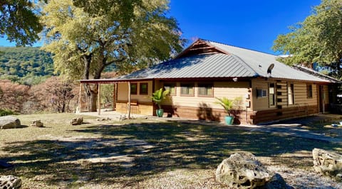 Trulove Lodge - The Lodge has views of the Frio River, mountains and cliffs.