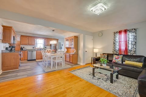 Hummelstown Vacation Rental | 5BR | 3BA | 2 Entry Steps | 2,200 Sq Ft