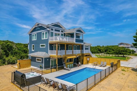 Aquarius Oceanside OBX Vacation Rental 2023