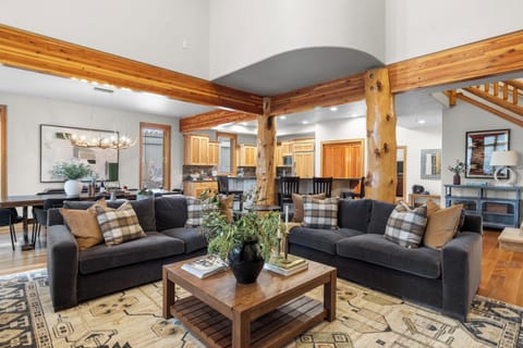 Spacious living room.