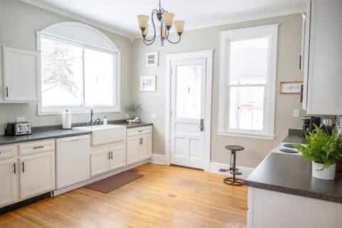 Beautiful Hardwood Floors, Farm Sink, Spacious Area