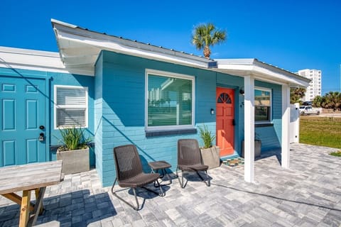 Relax on the front porch and take in the salt air. 