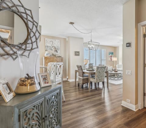 Beach Colony Tower PH1A (16A) Open Floor Plan